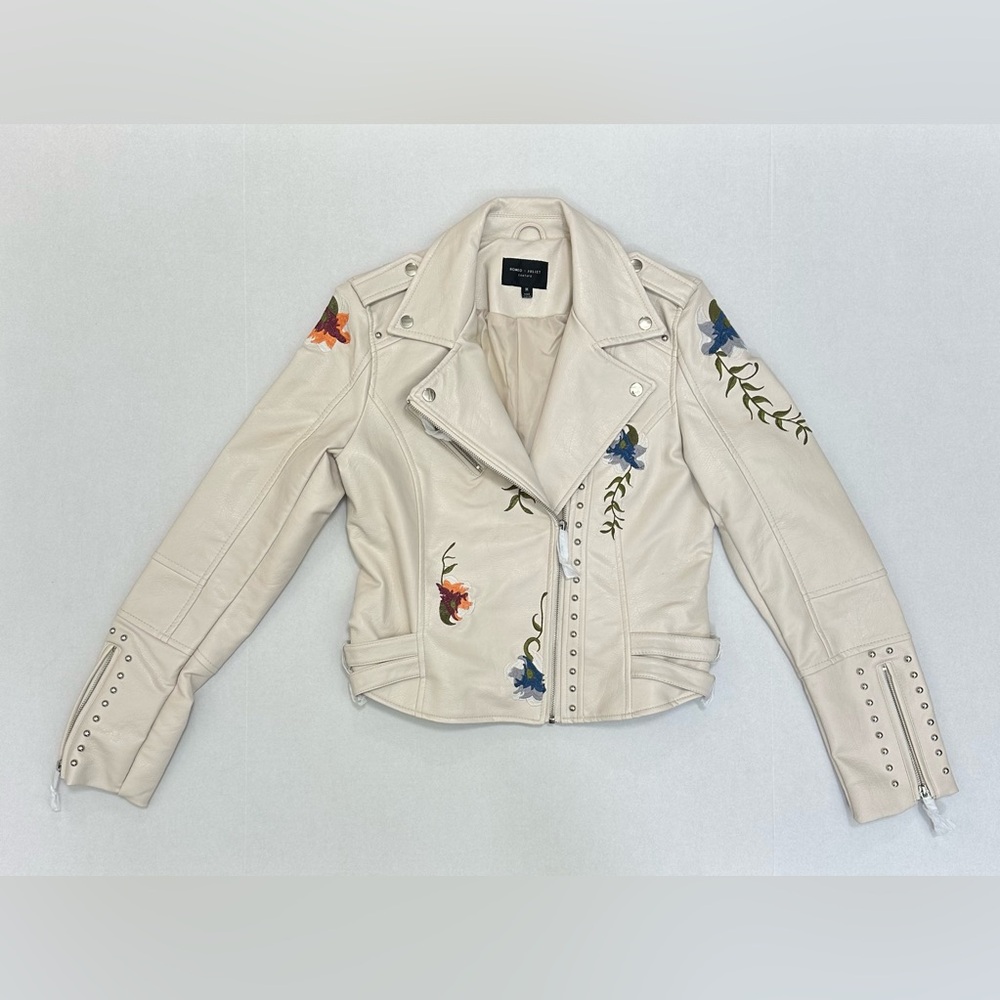 Romeo + Juliet Couture M Faux Leather Moto Jacket Embroidered Studded NWOT Ivory